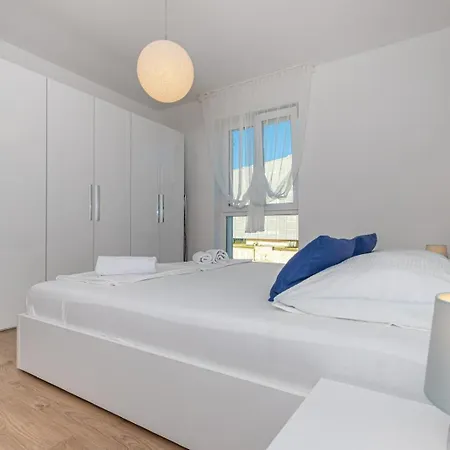 Vivien Apartment Crikvenica